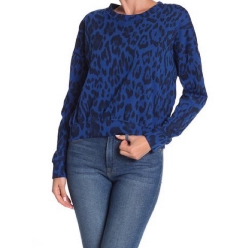 Socialite Leopard Print Blue Sweater size XL